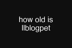 how old is llblogpet